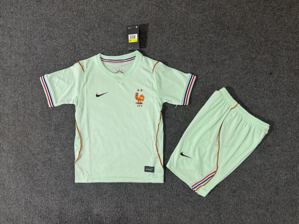 France Away Kids Kit